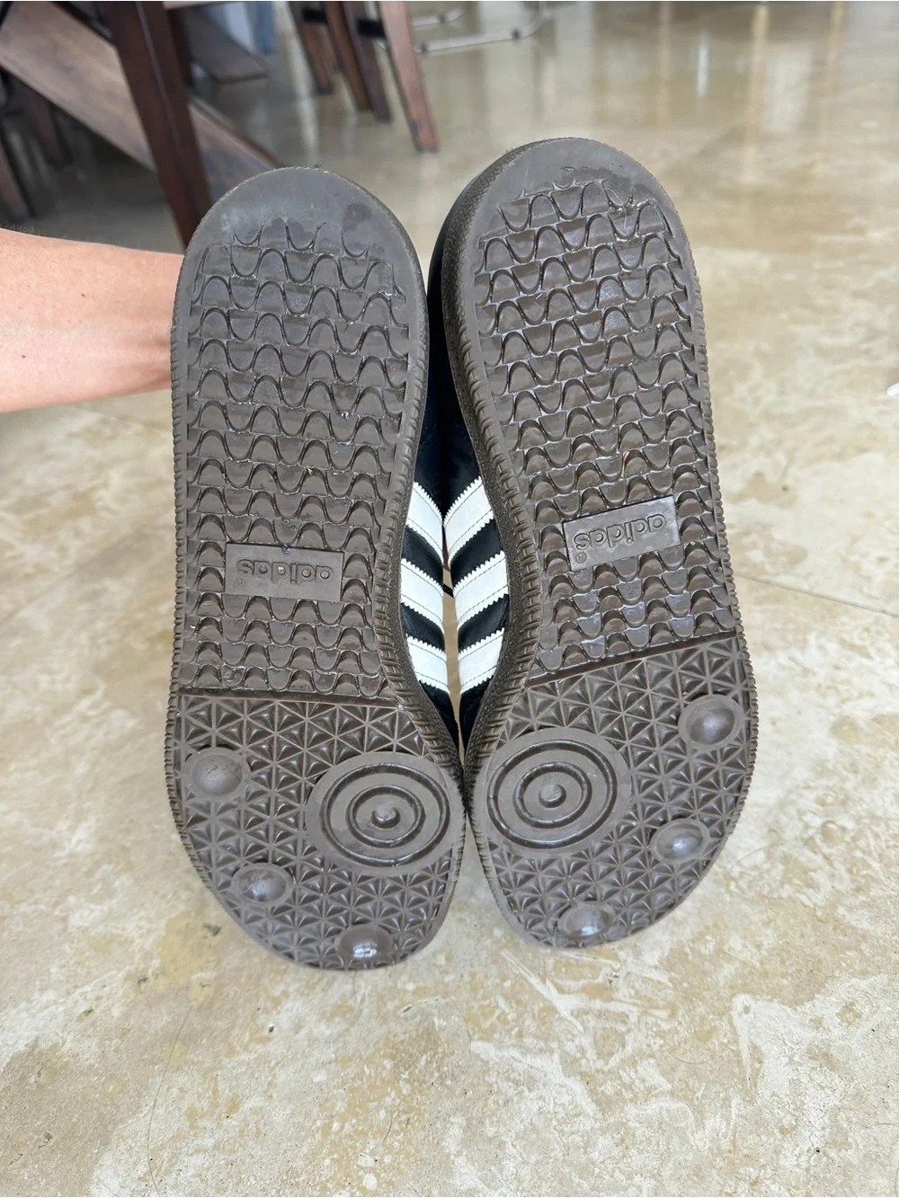 adidas classic low
